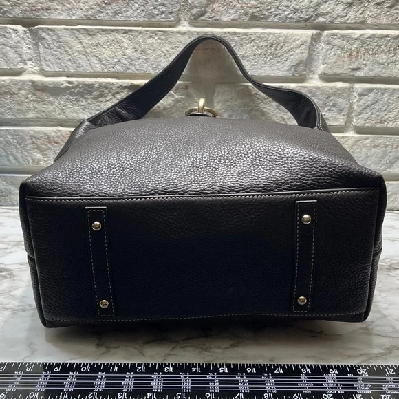Dooney & Bourke Belvedere Logo Lock shoulder bag in black pebbled leather. W/COA - Picture 9 of 14